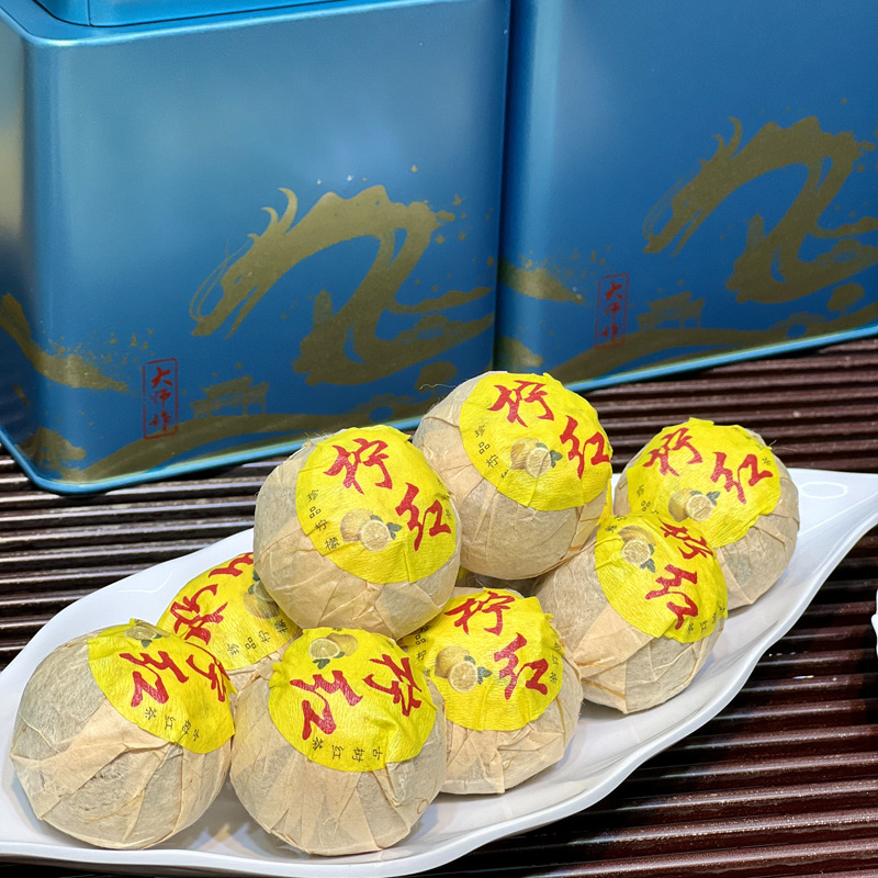 Summer fruit tea, lemon black tea, ancient tree black tea, Yunnan black tea, lemon red fruit flavor, can be canned, two cans, live broadcast delivery.