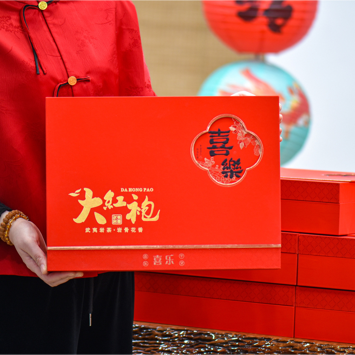 New Wuyi Dahongpao tea, cinnamon tea, gift box, new tea, affordable, 500g, gift, oolong tea wholesale