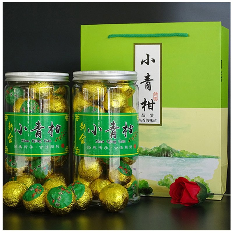 Wholesale Xinhui raw sun-dried small green citrus palace Pu 'er ripe tea cans lemon black tea, one catty, two cans, gift bags, gifts