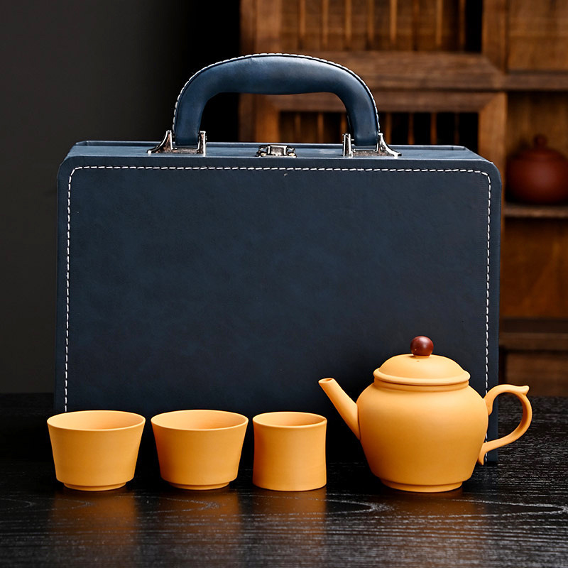 Hand-painted bamboo patterns symbolize peace and auspicious teapot creative kung fu tea set Chinese tea pot yellow section clay purple sand pot