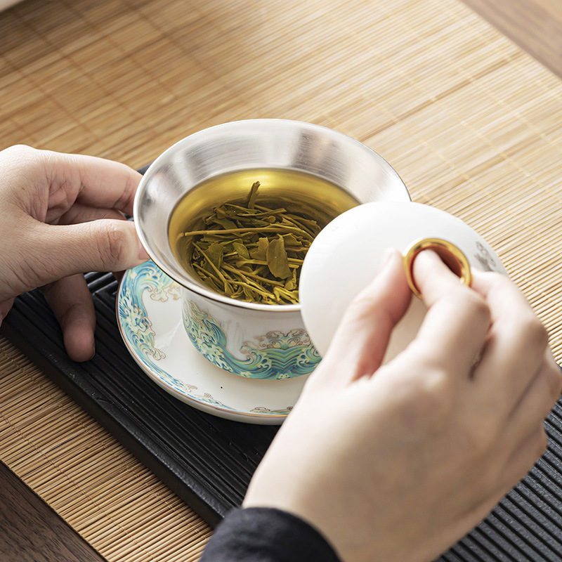 Xiangrui crane black green gilt silver cover bowl palace style sheep fat jade porcelain three-talent bowl ceramic kung fu tea set white porcelain