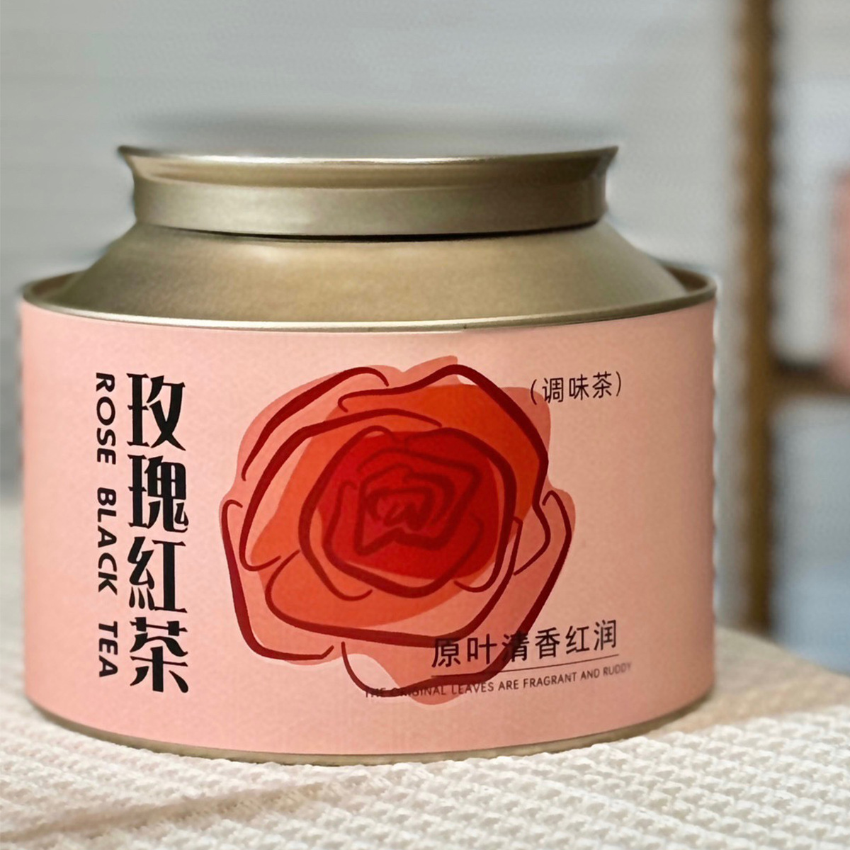 Rose black tea Yunnan ink red rose tea Goddess double petal rose black tea combination tea exquisite gift box canned